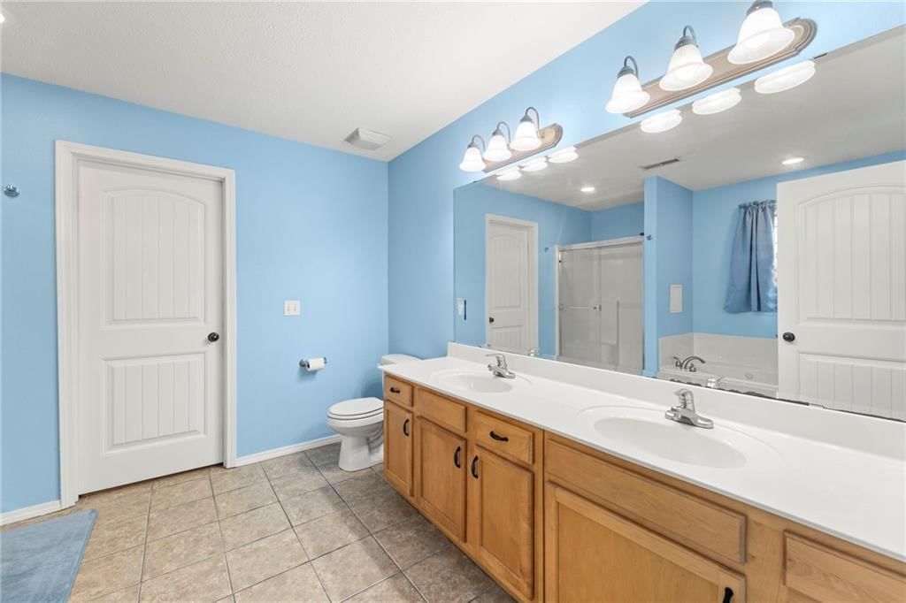 21811 LOMBARDO Lane — photo 27