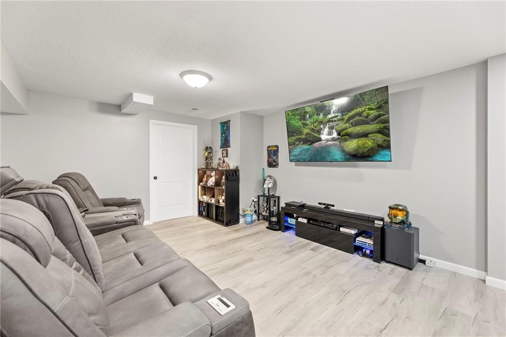 21811 LOMBARDO Lane — photo 36