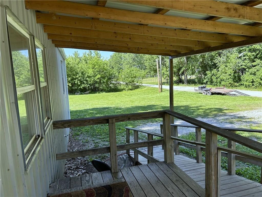 624 N McComb Street — photo 3
