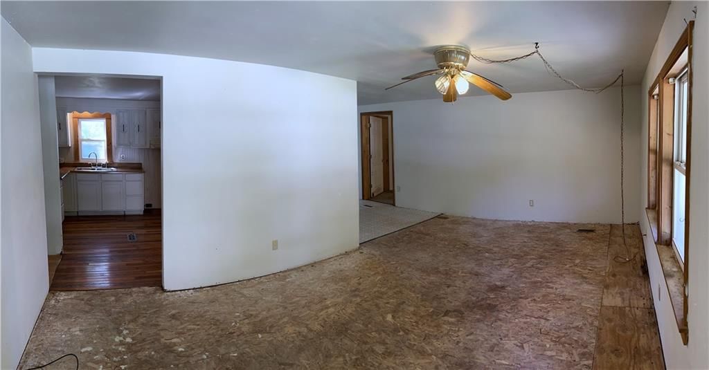 624 N McComb Street — photo 10
