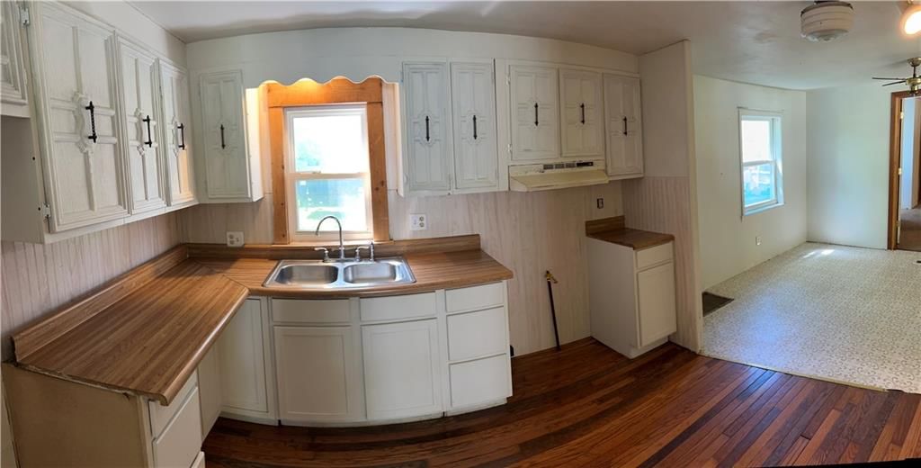 624 N McComb Street — photo 12