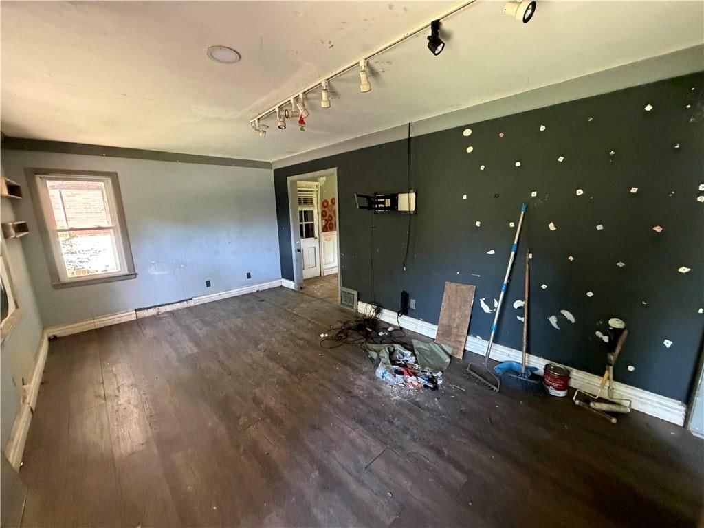 20 W Pocahontas Lane — photo 2