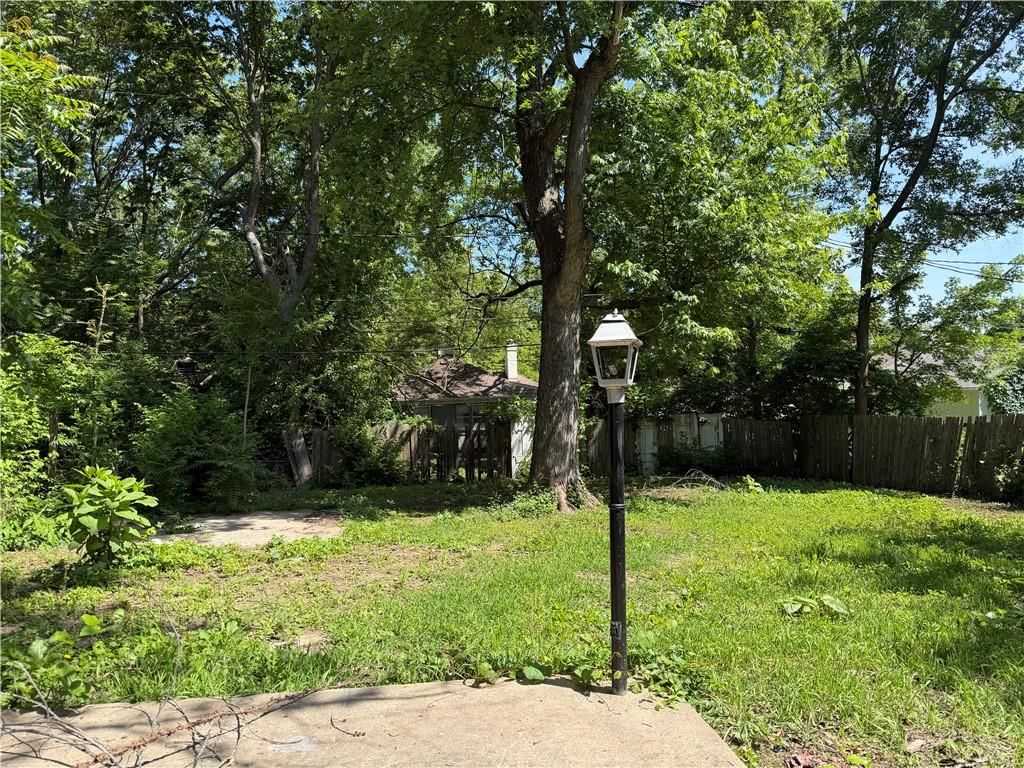 20 W Pocahontas Lane — photo 13