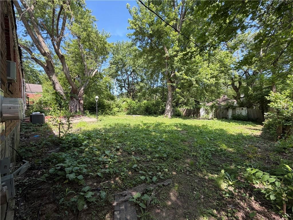 20 W Pocahontas Lane — photo 14