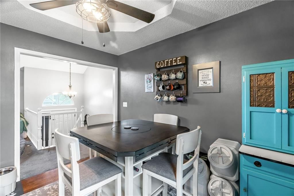 1402 Willow Drive — photo 4