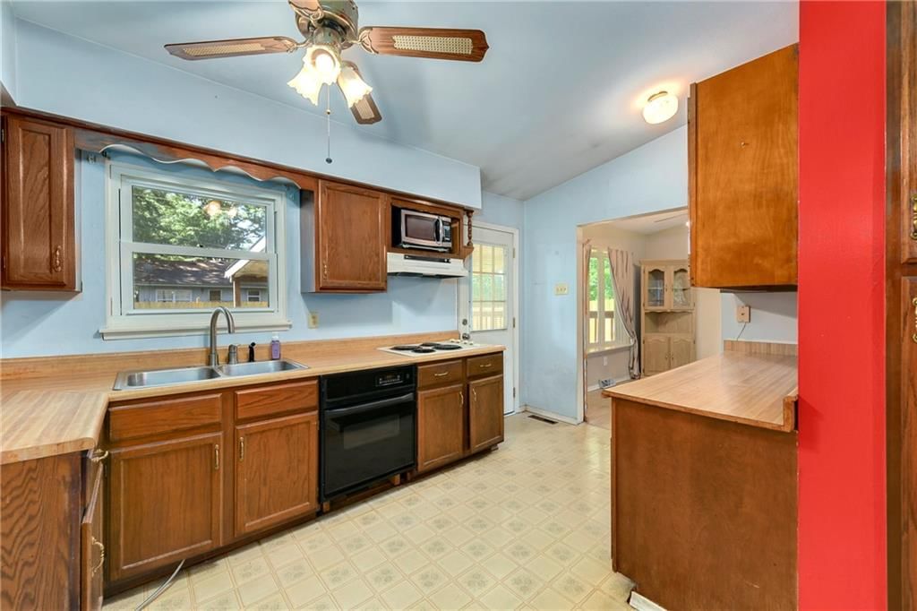 508 Corral Drive — photo 13