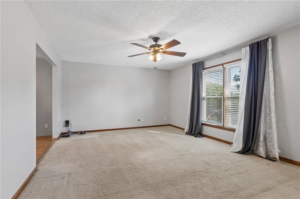 807 E Summit Street — photo 10