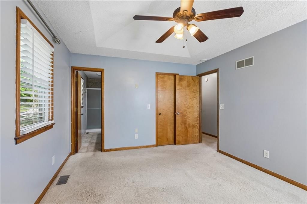 807 E Summit Street — photo 12