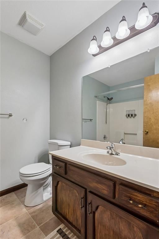 807 E Summit Street — photo 16