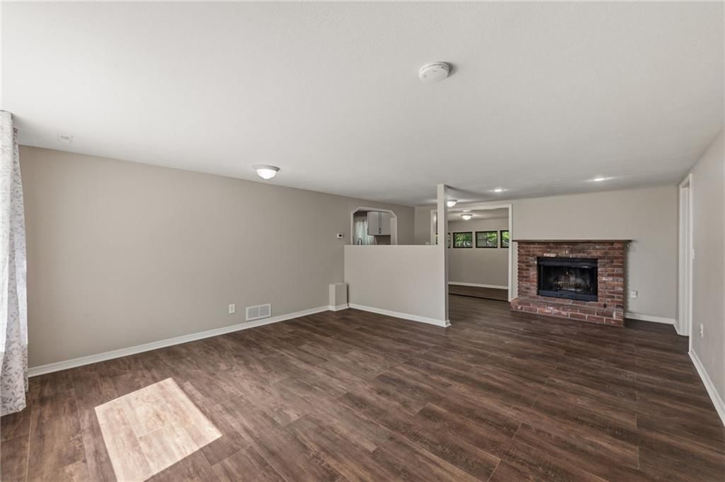 3225 N 74th Street — photo 12