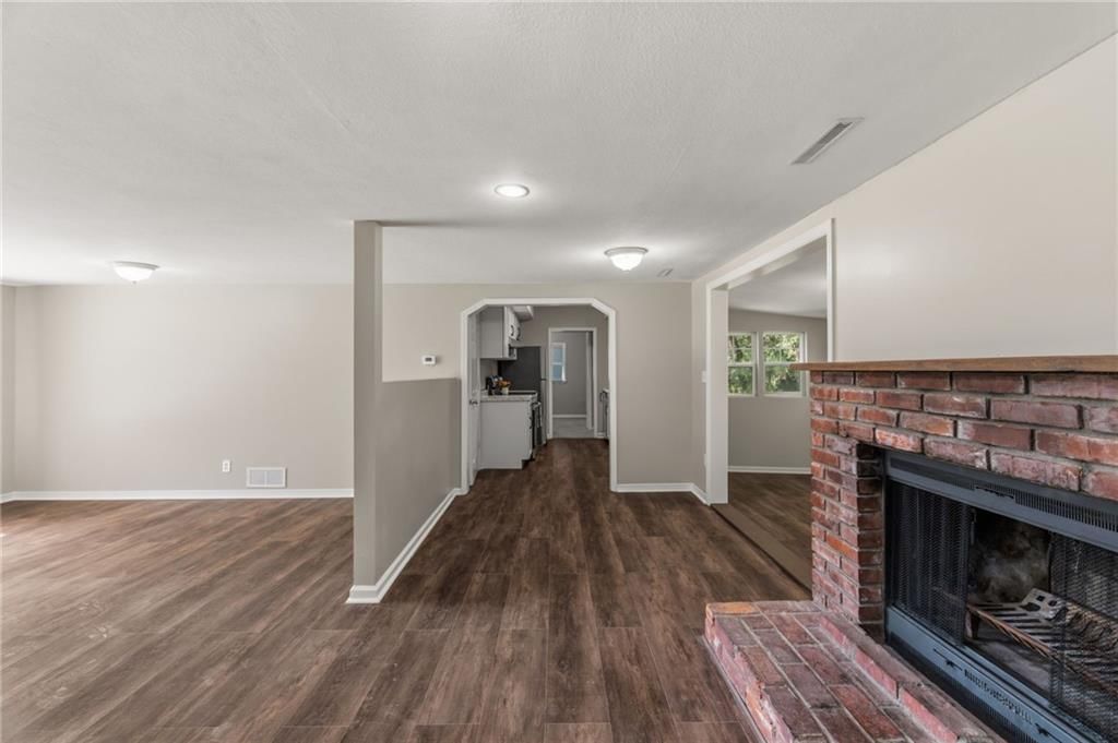 3225 N 74th Street — photo 16