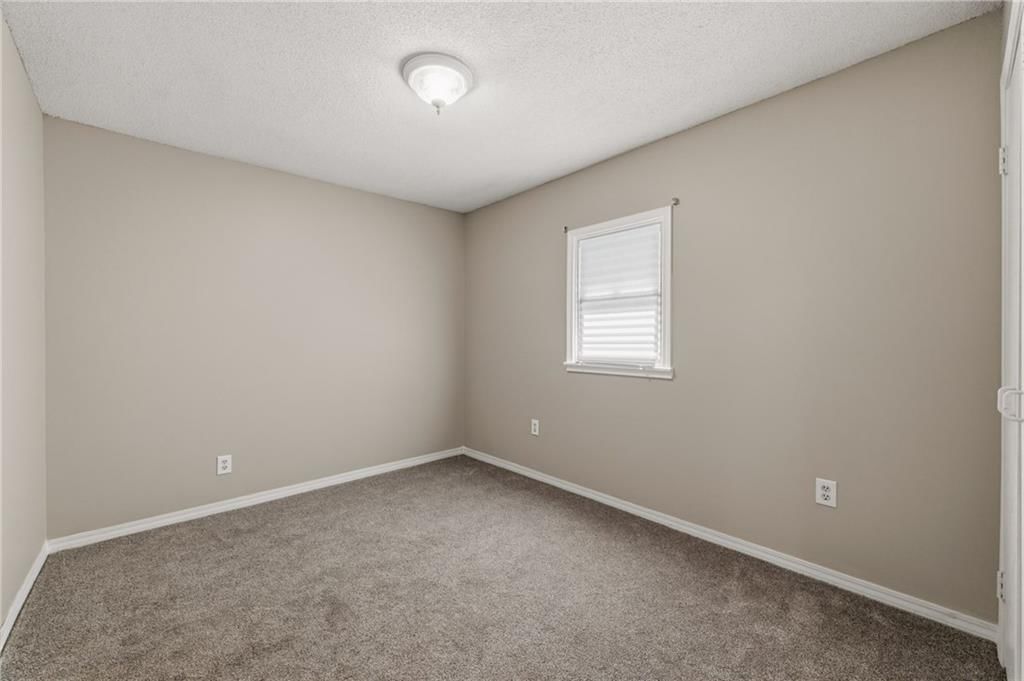 3225 N 74th Street — photo 32