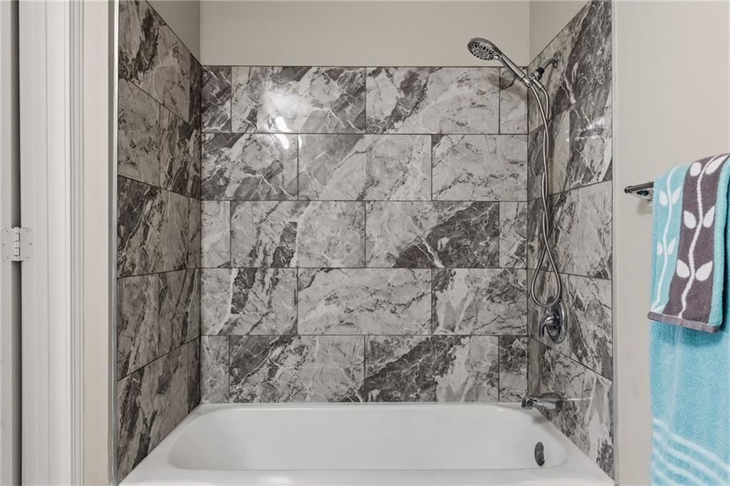 3225 N 74th Street — photo 34
