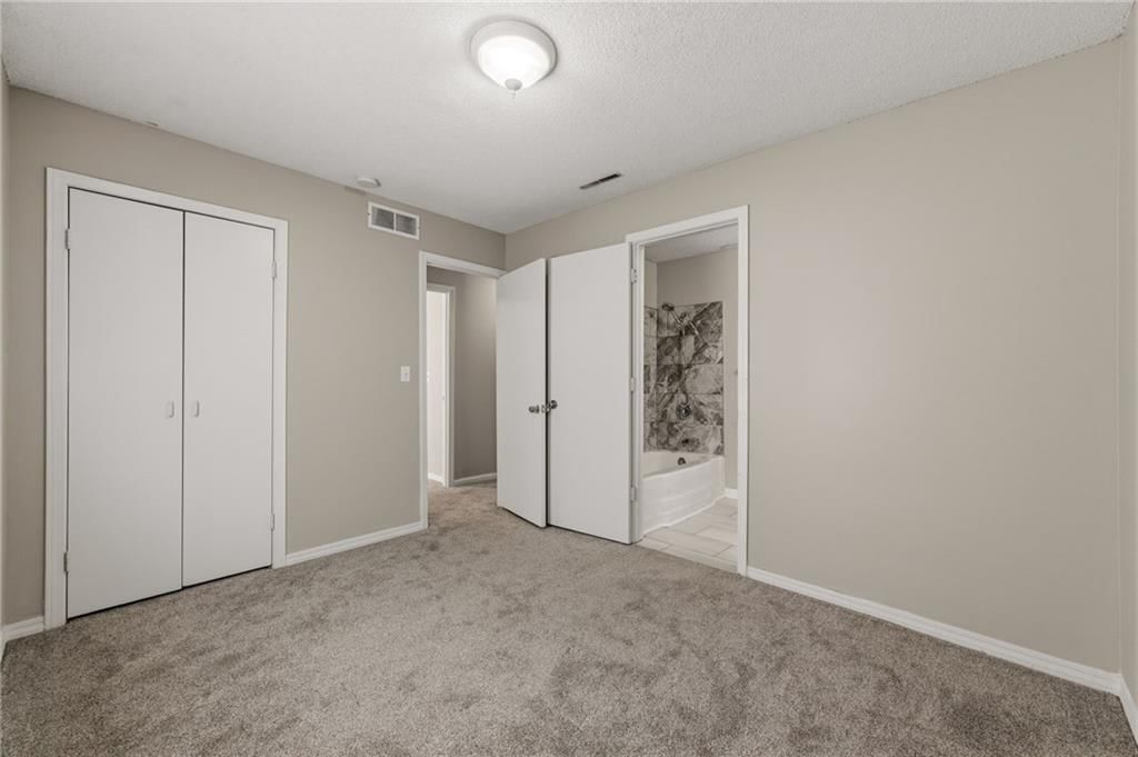 3225 N 74th Street — photo 37