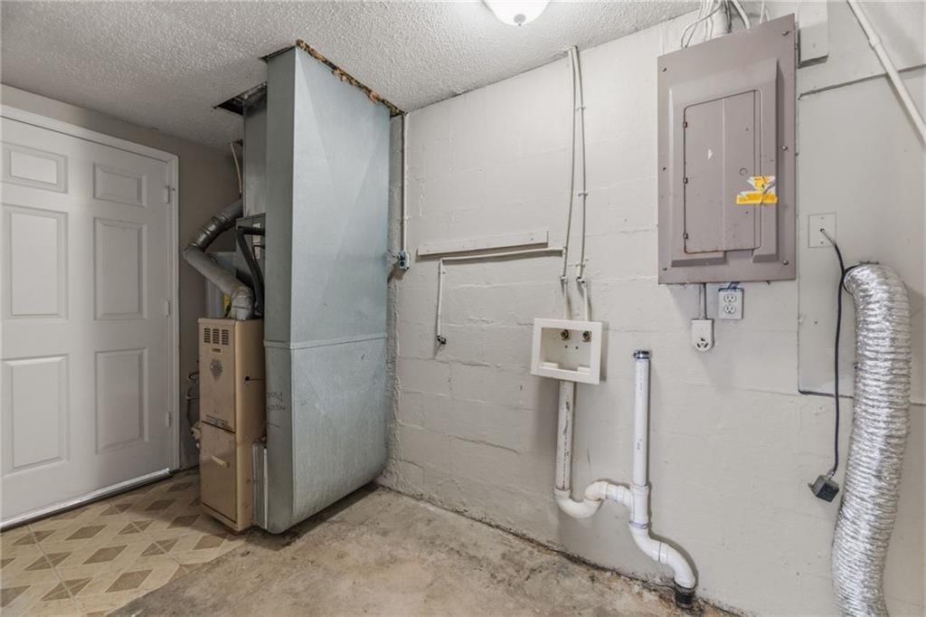 3225 N 74th Street — photo 39