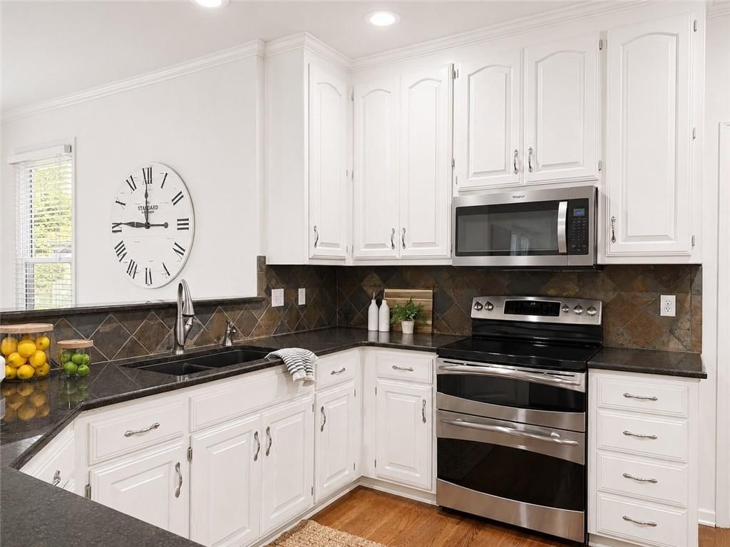 13902 W 71 Terrace — photo 4