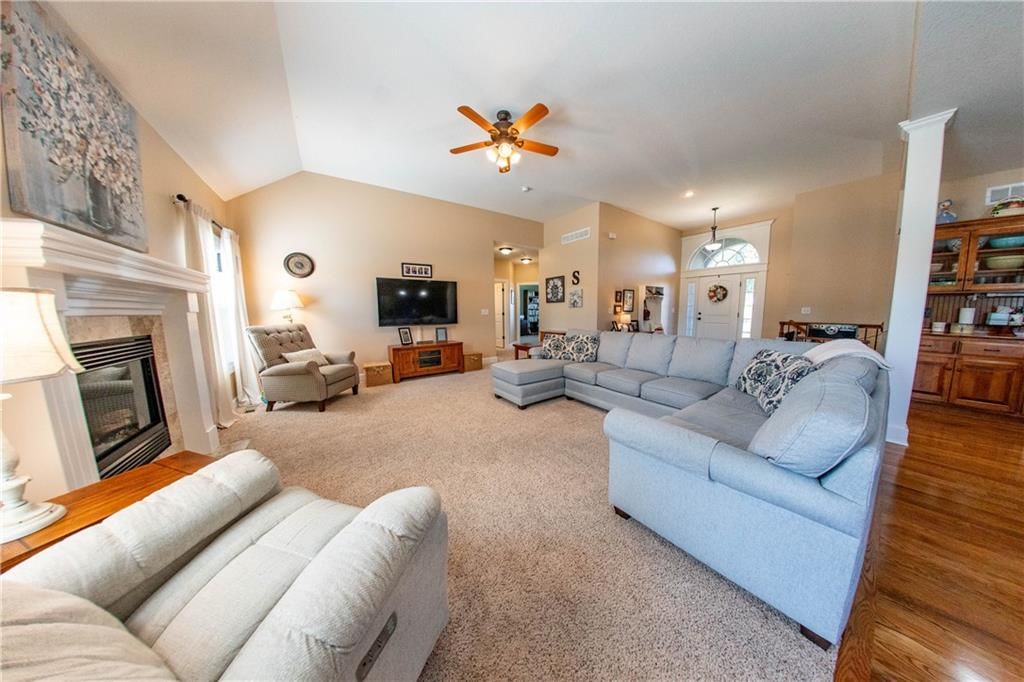 19327 Tomahawk Lane — photo 4