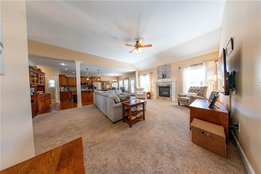 19327 Tomahawk Lane — photo 5