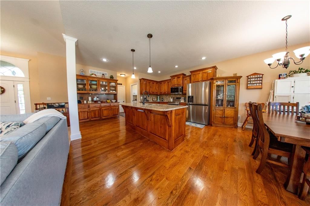 19327 Tomahawk Lane — photo 9