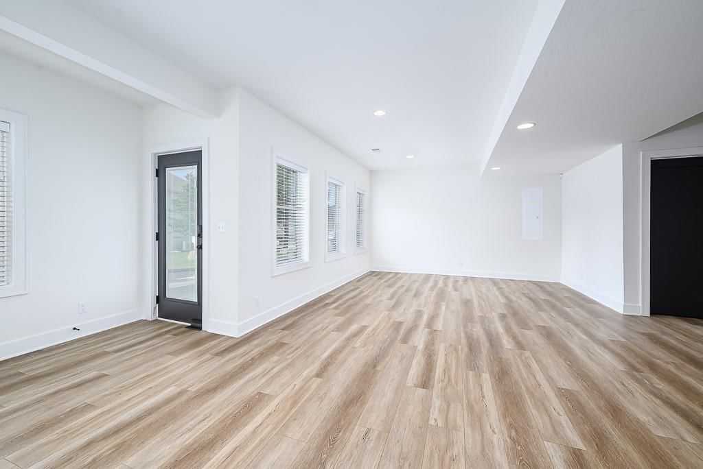 15511 Spruce Street — photo 36