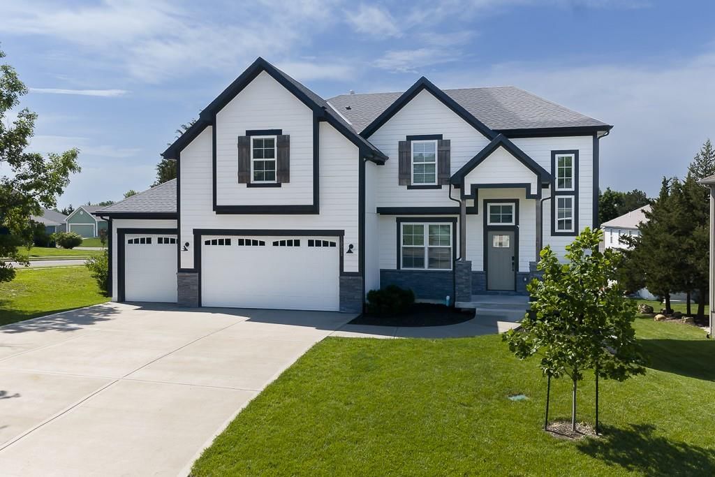 15511 Spruce Street — photo 43