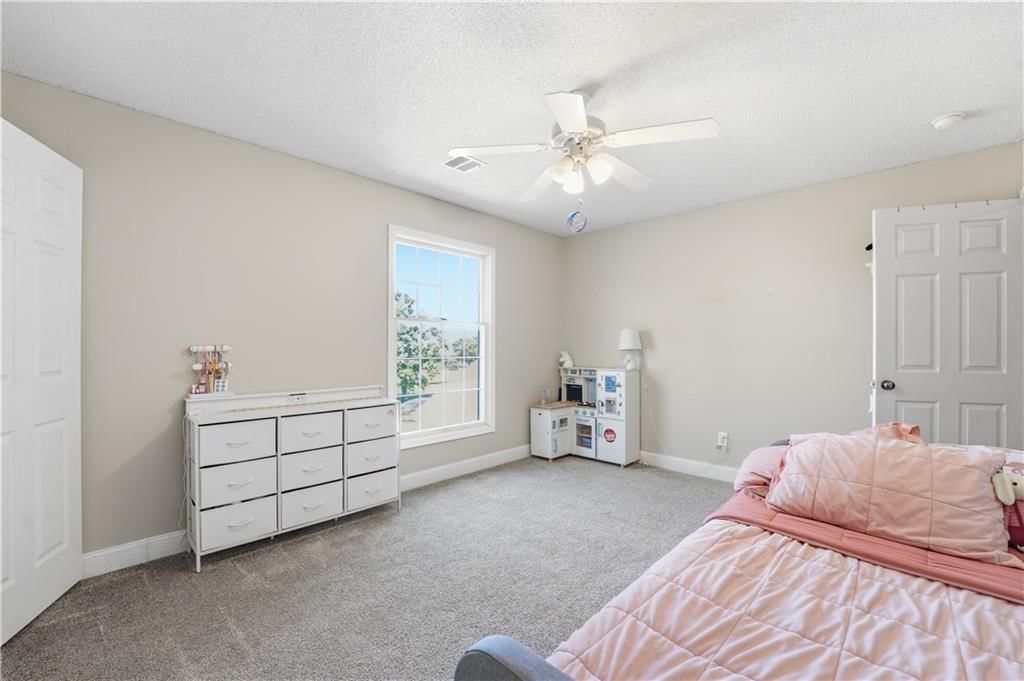 13021 Everett Court — photo 16