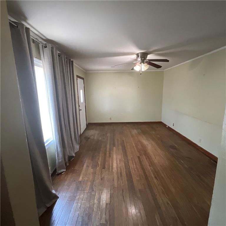 3133 Longwood Avenue — photo 6