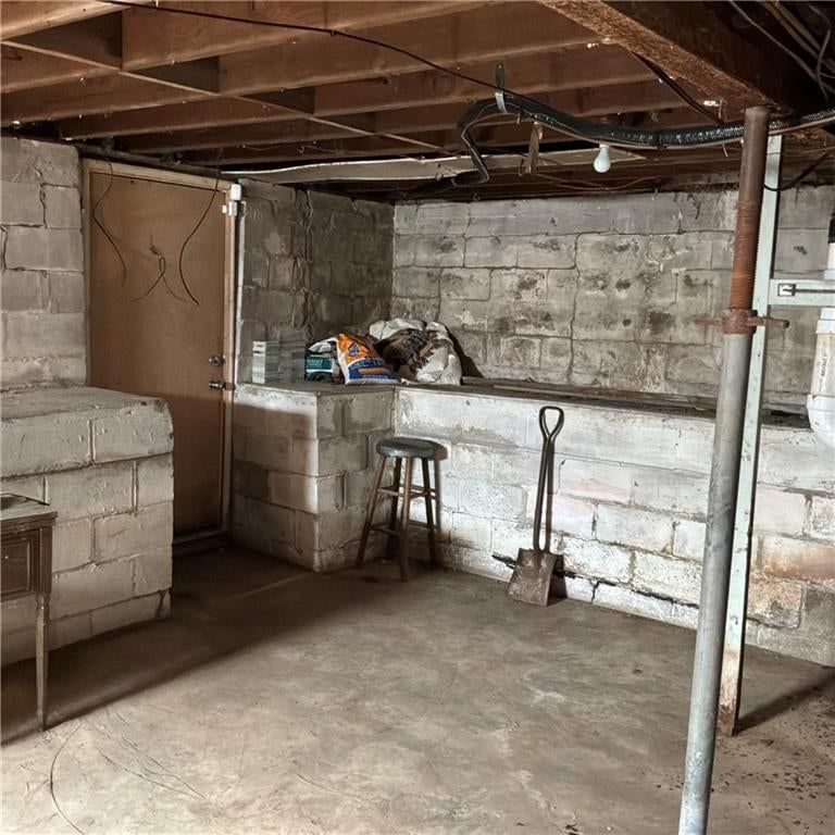 3133 Longwood Avenue — photo 21