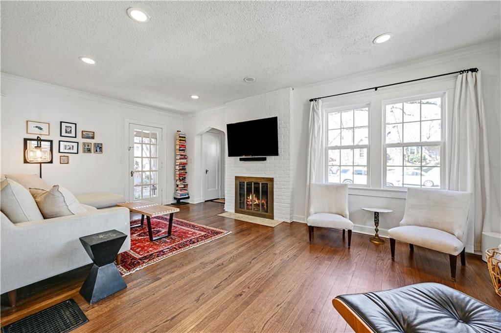 7305 Walnut Street — photo 7