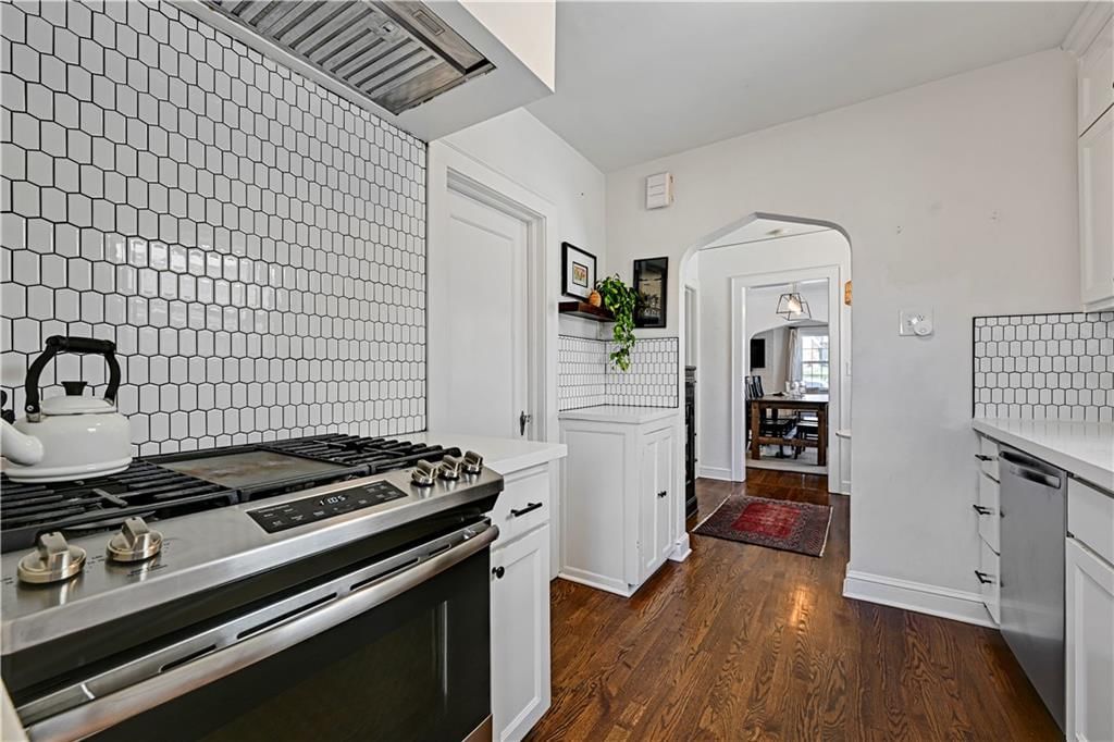 7305 Walnut Street — photo 17