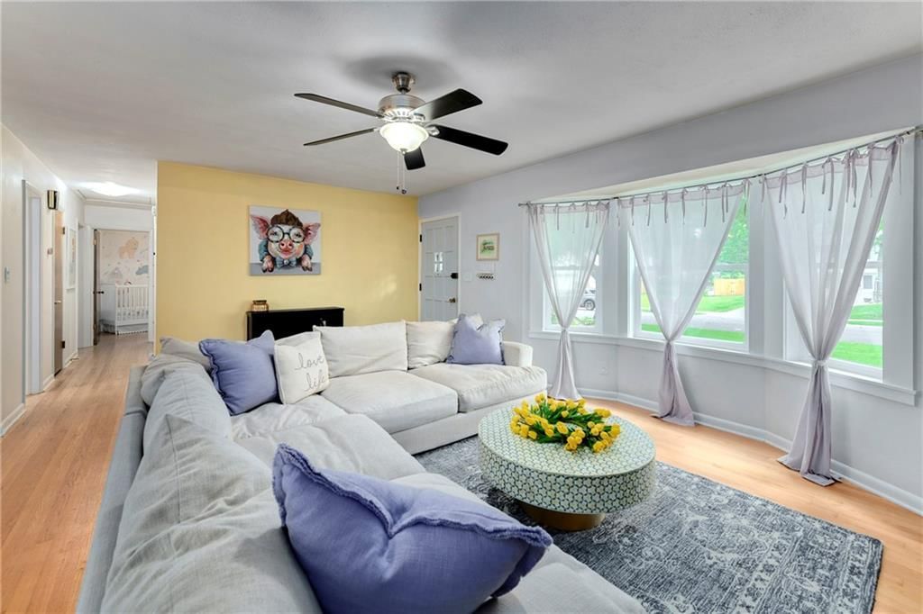 8735 Foster Lane — photo 10