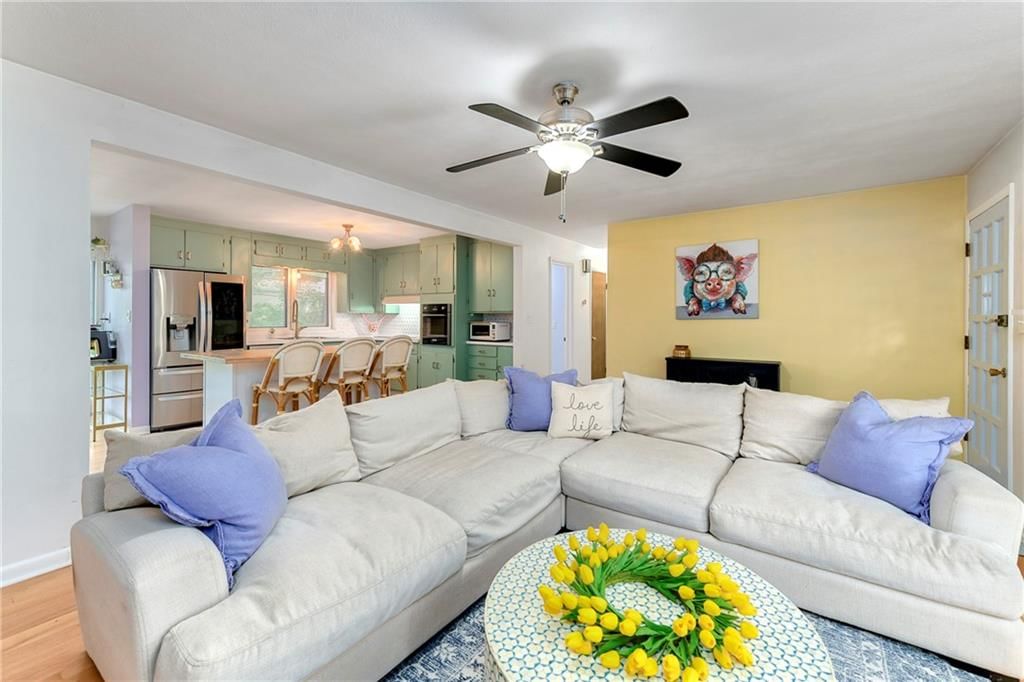 8735 Foster Lane — photo 11