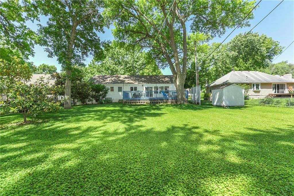 8735 Foster Lane — photo 33