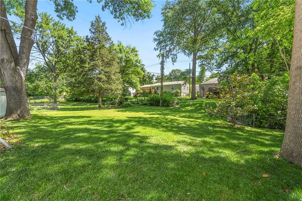 8735 Foster Lane — photo 35