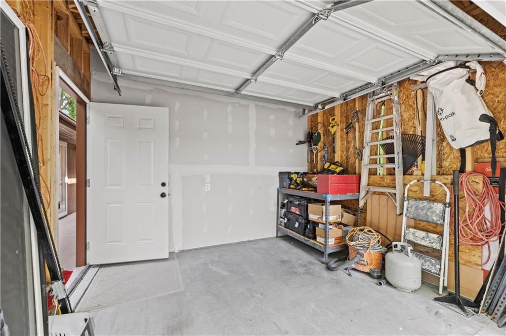 142 Spruce Drive — photo 39