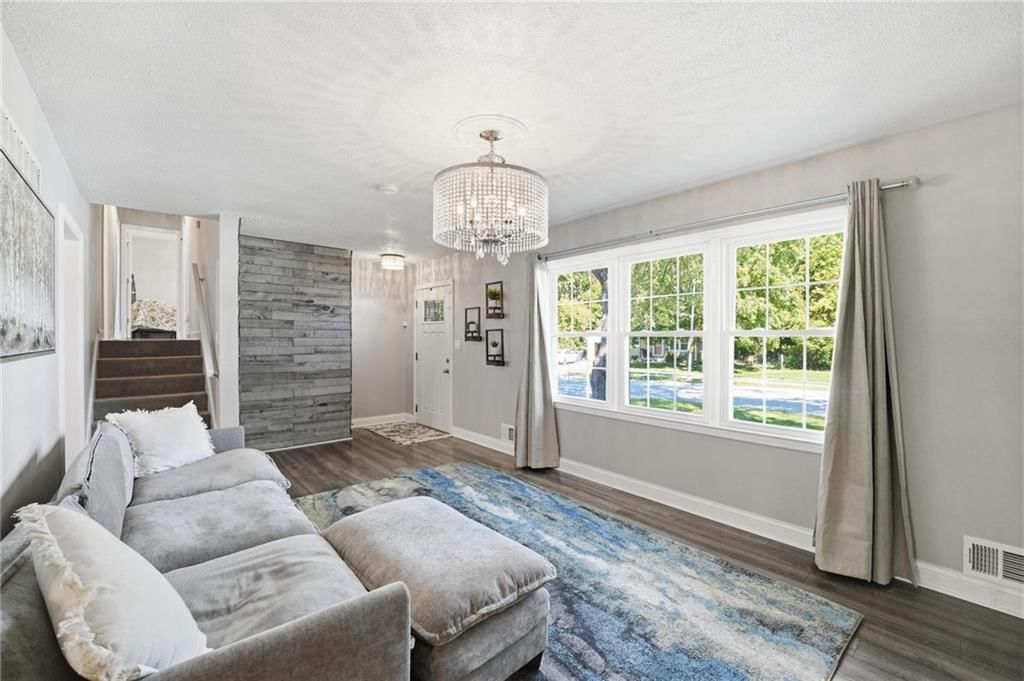 5107 N Highland Avenue — photo 4
