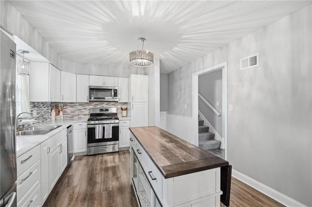5107 N Highland Avenue — photo 12