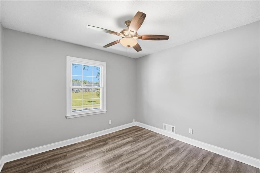 5107 N Highland Avenue — photo 20