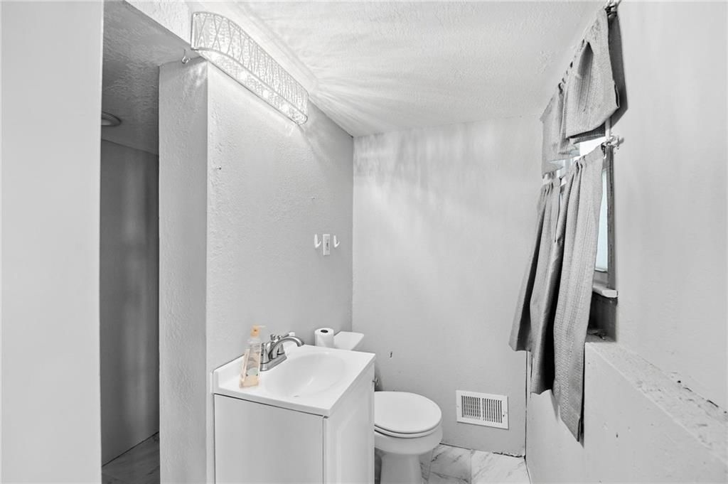 5107 N Highland Avenue — photo 26