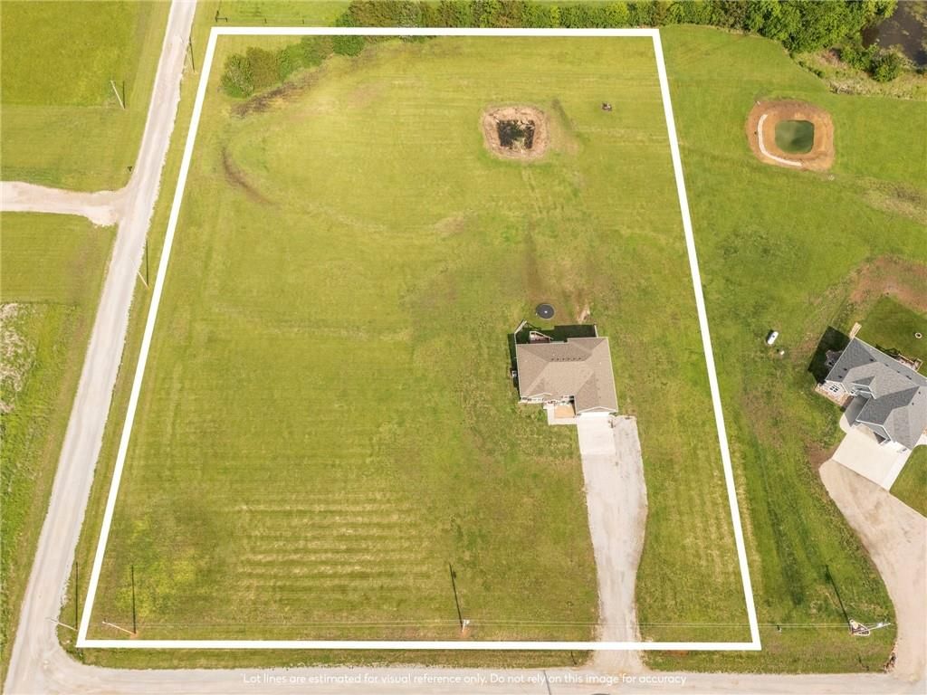 305 SW 11th Road — photo 5