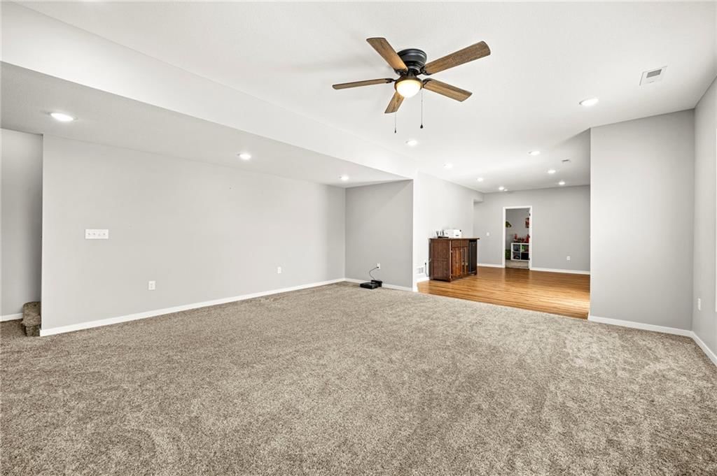 305 SW 11th Road — photo 37