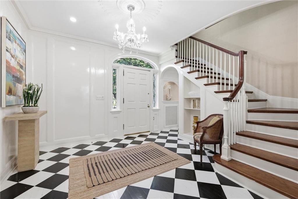 1217 W 58th Street — photo 3