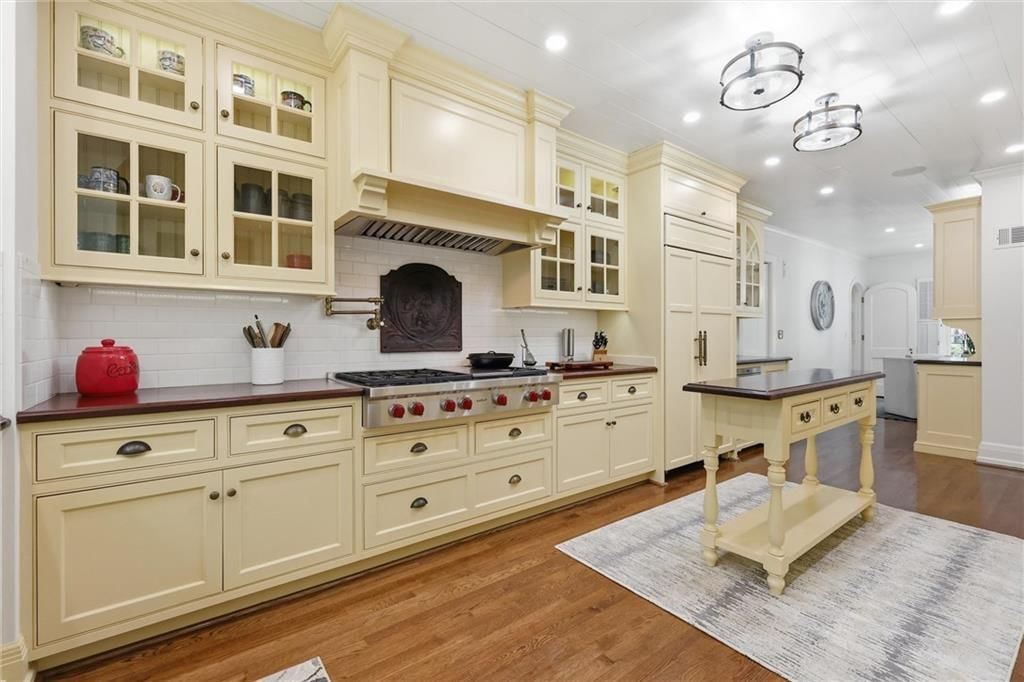 1217 W 58th Street — photo 10