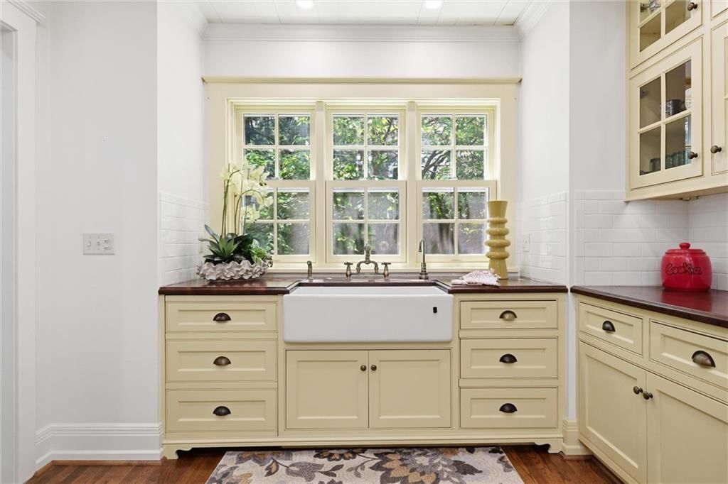 1217 W 58th Street — photo 12