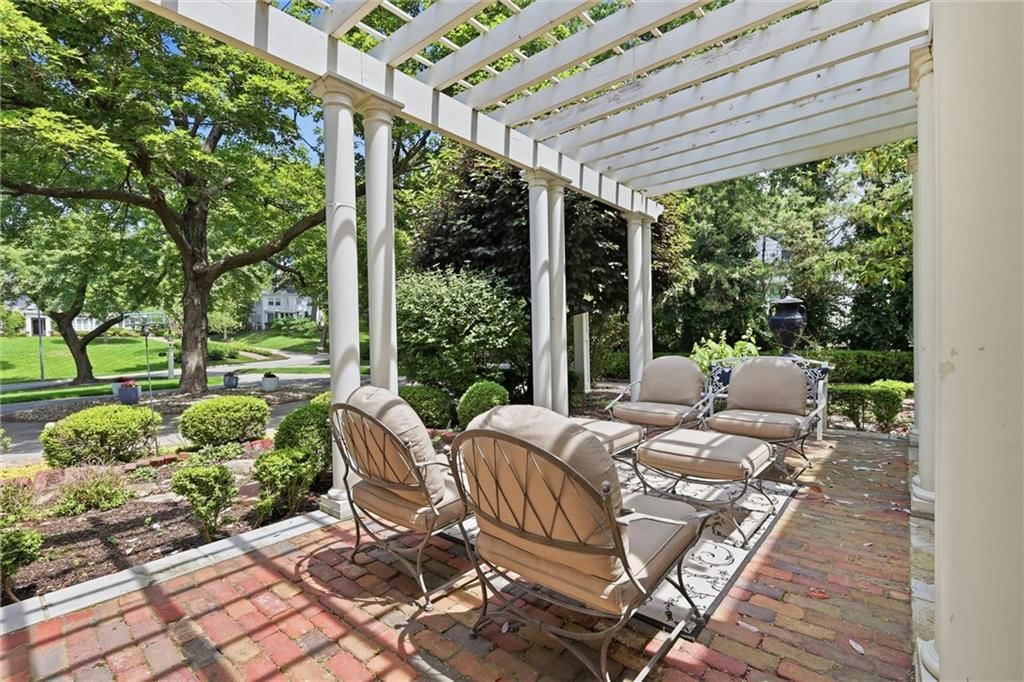 1217 W 58th Street — photo 17