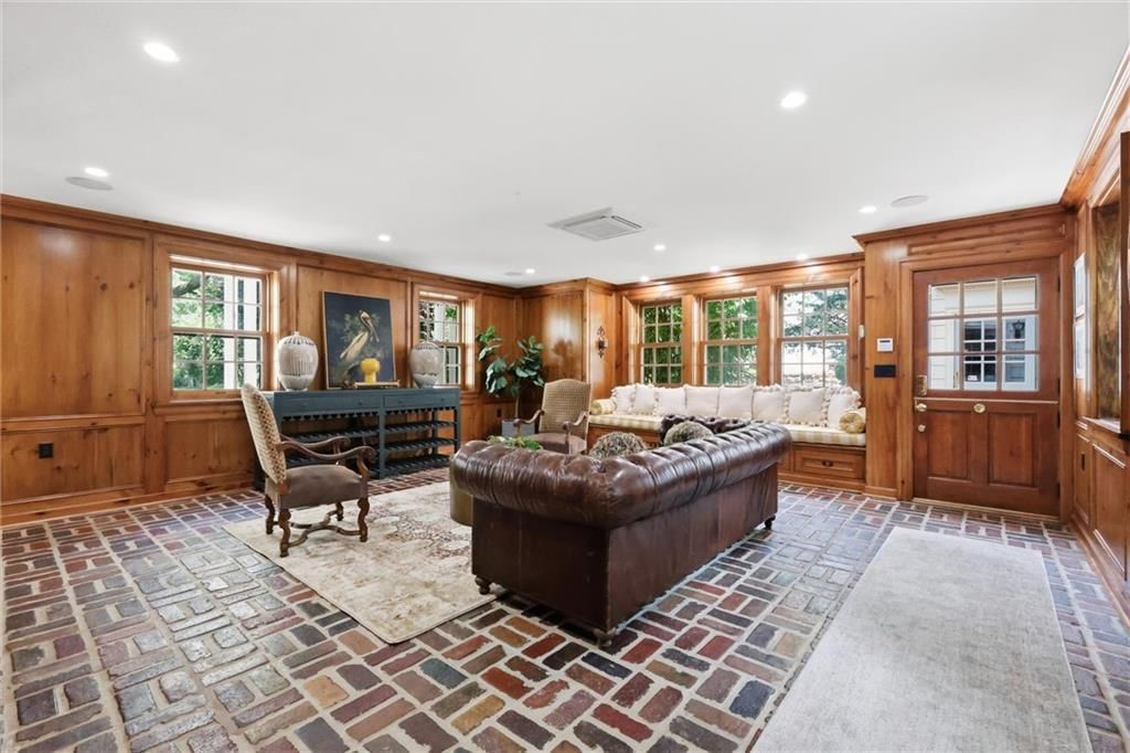 1217 W 58th Street — photo 22