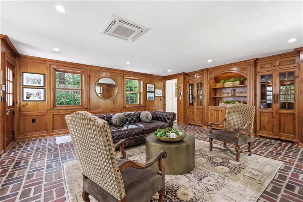 1217 W 58th Street — photo 24