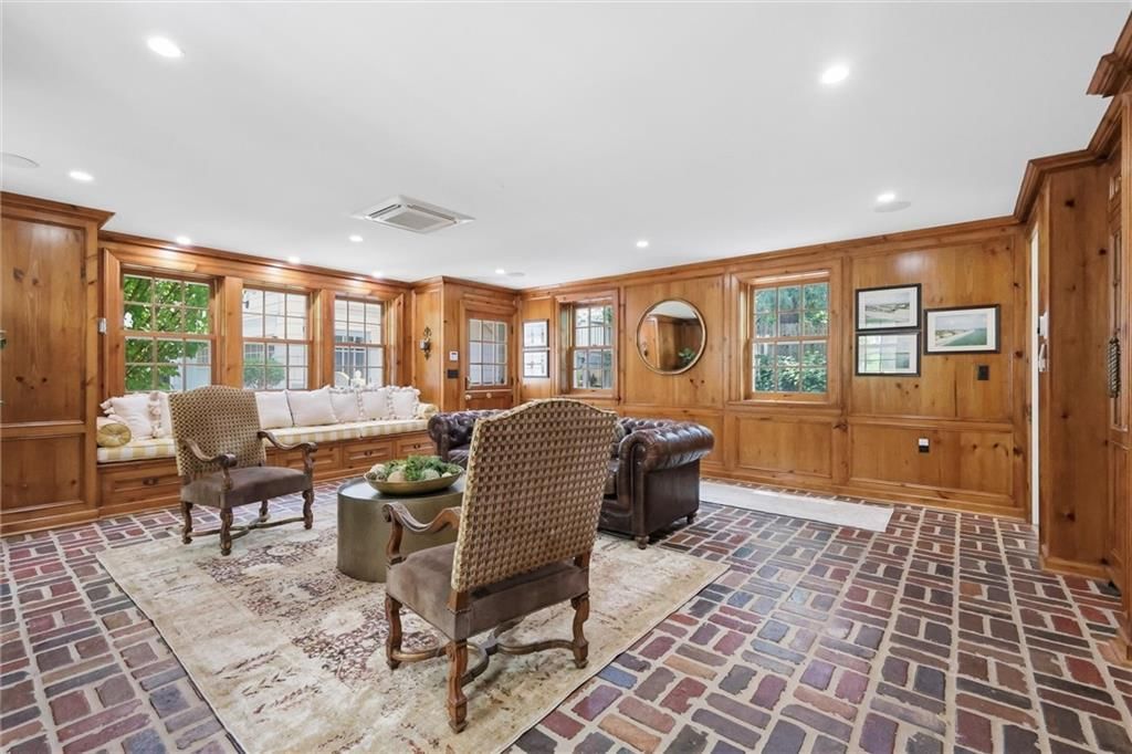 1217 W 58th Street — photo 25