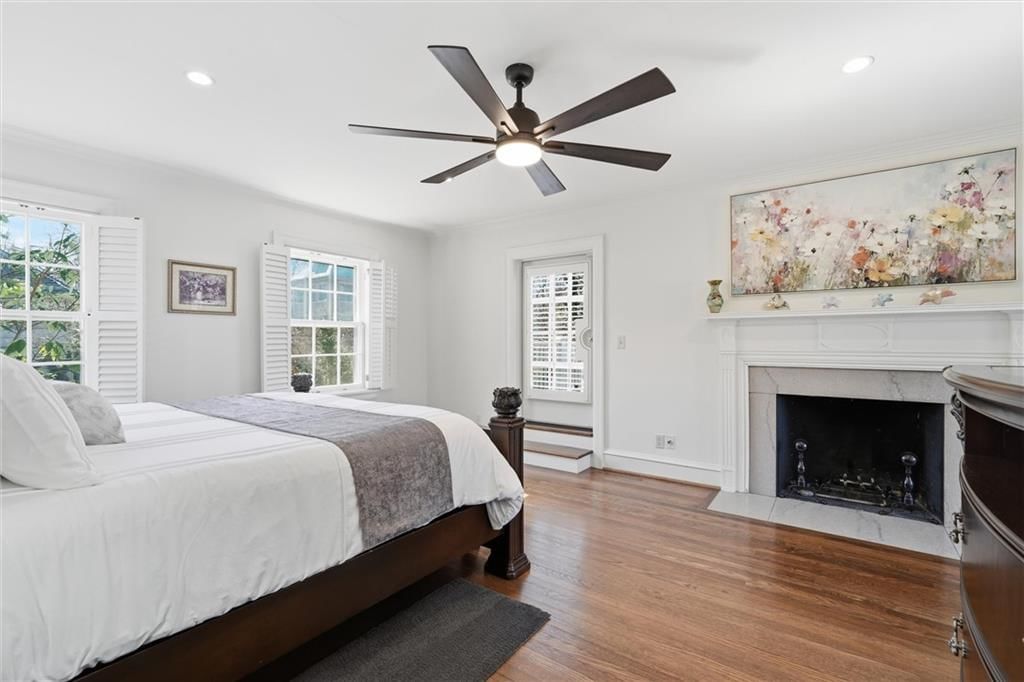 1217 W 58th Street — photo 35