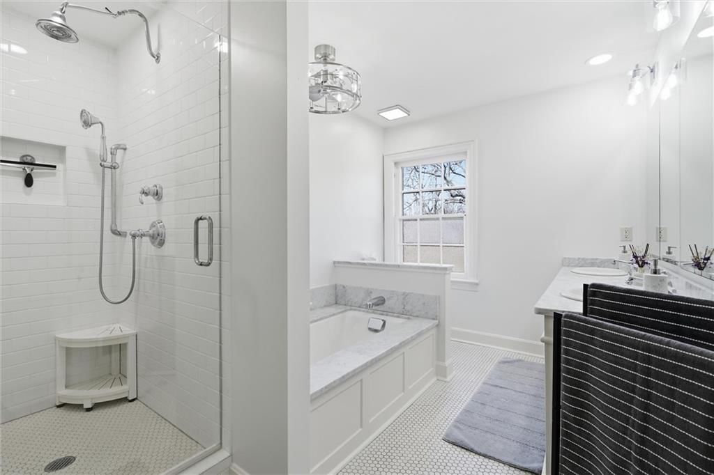 1217 W 58th Street — photo 37